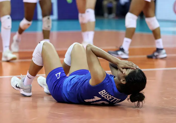 Volleyball Knee Injury
